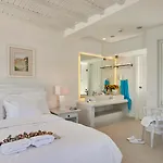 Petinos Beach Hotel